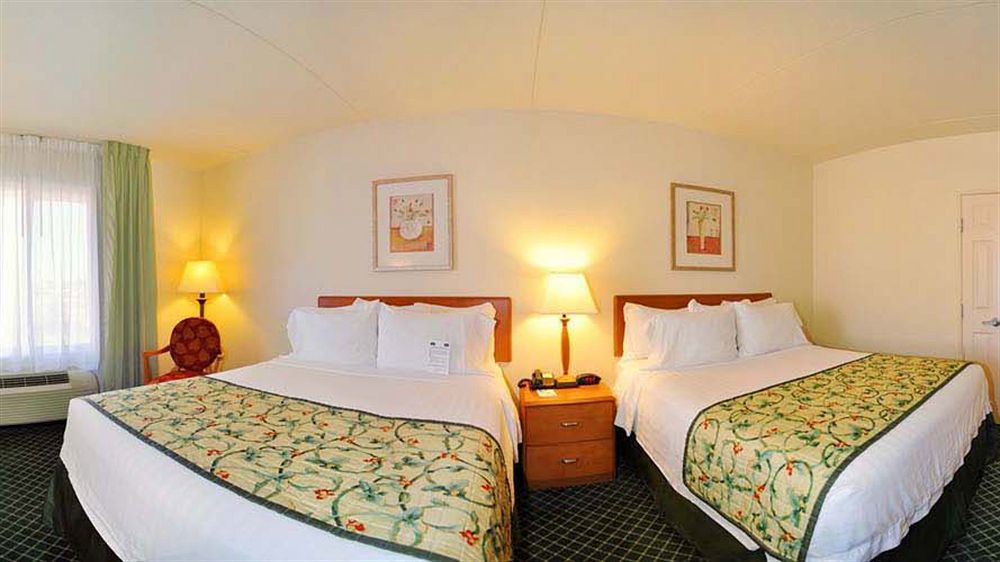 Fairfield Inn & Suites מריאנה מראה חיצוני תמונה