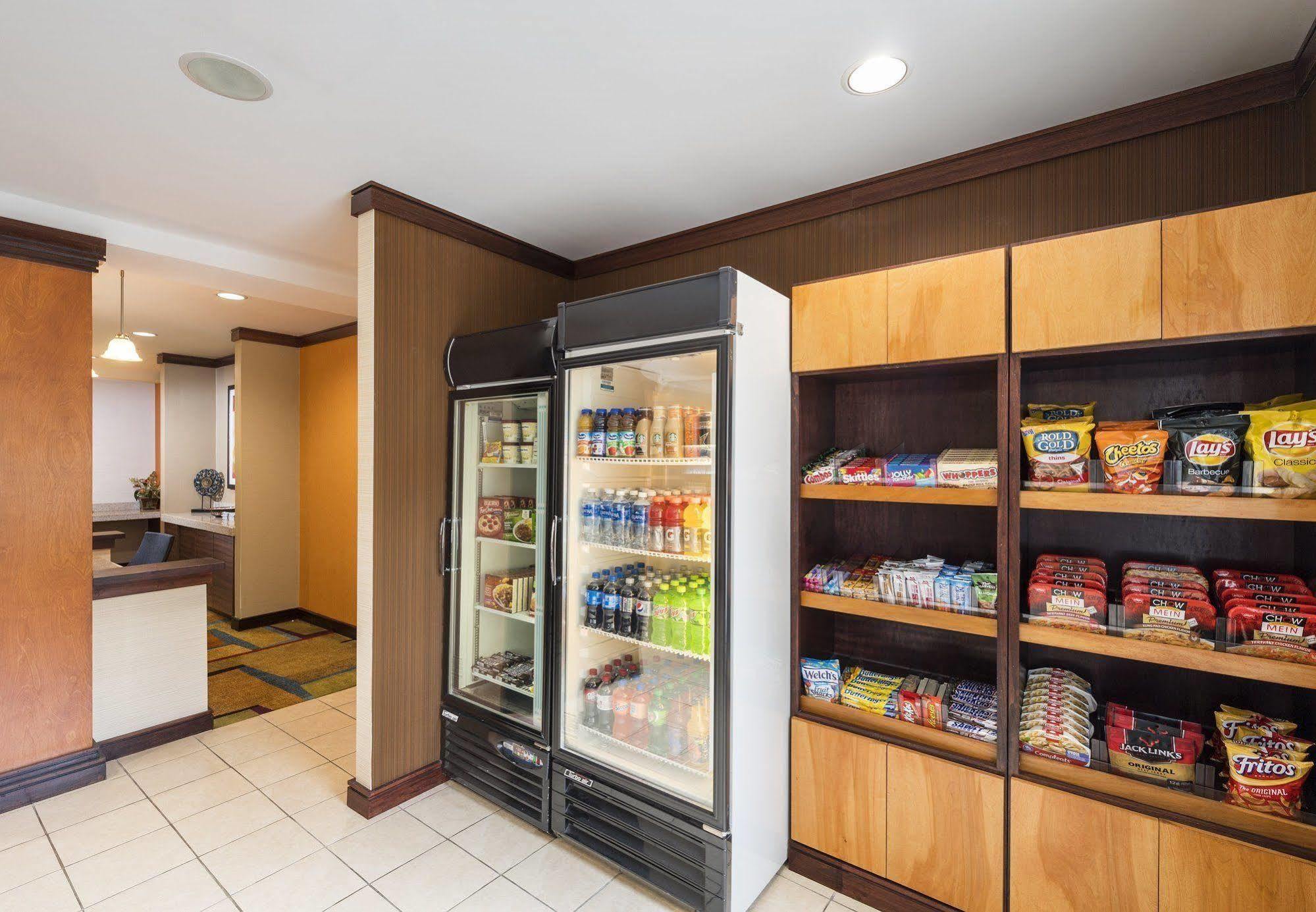 Fairfield Inn & Suites מריאנה מראה חיצוני תמונה